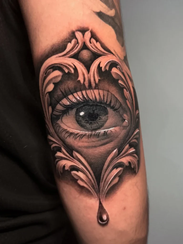 Baroque Realism Ornamental Eye