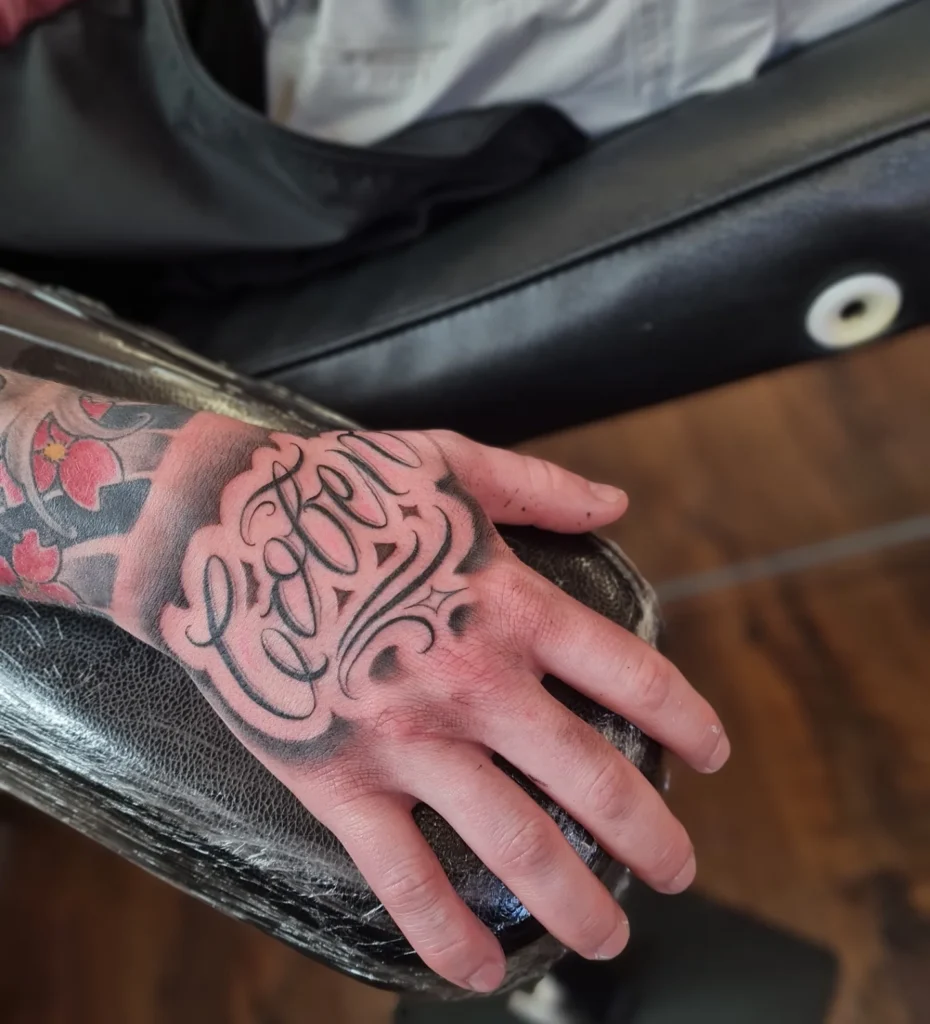 Custom Script with Negative Space Shading